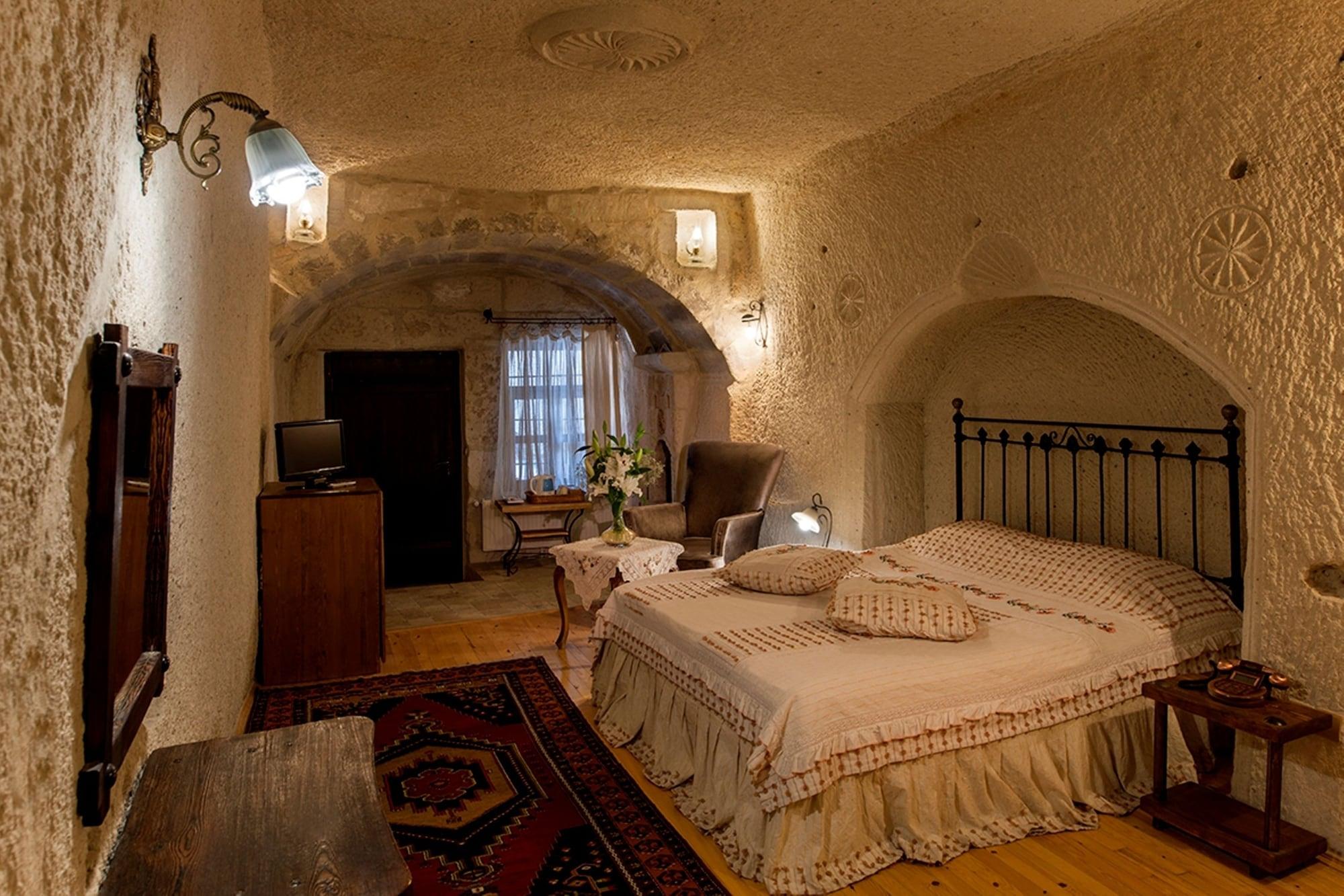 Aydinli Cave 3*